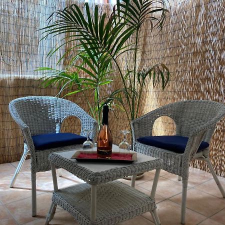 Benvenuti Al Sud Bed & Breakfast Brindisi Bagian luar foto