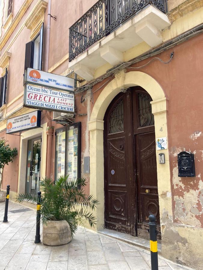 Benvenuti Al Sud Bed & Breakfast Brindisi Bagian luar foto