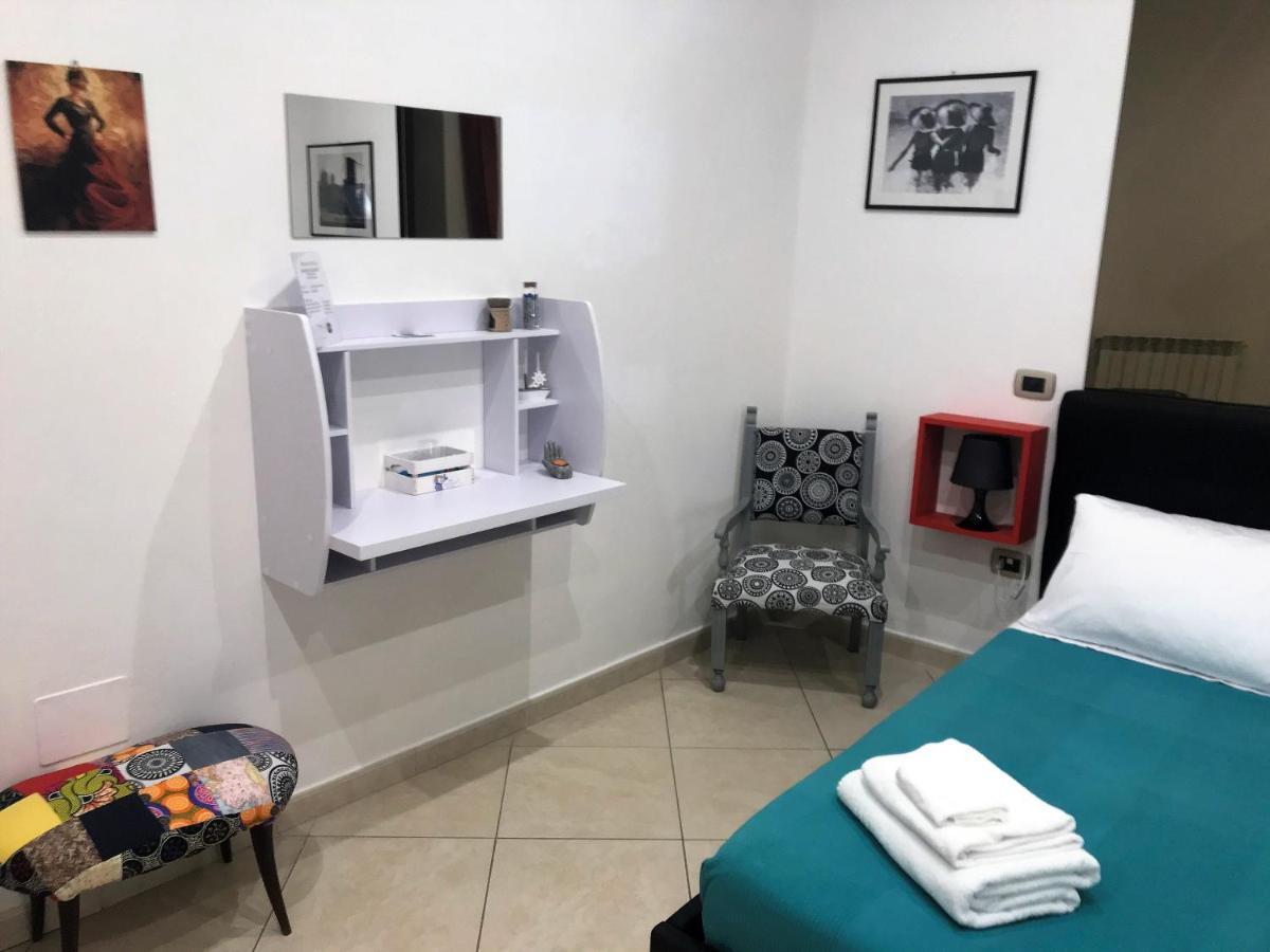 Benvenuti Al Sud Bed & Breakfast Brindisi Bagian luar foto